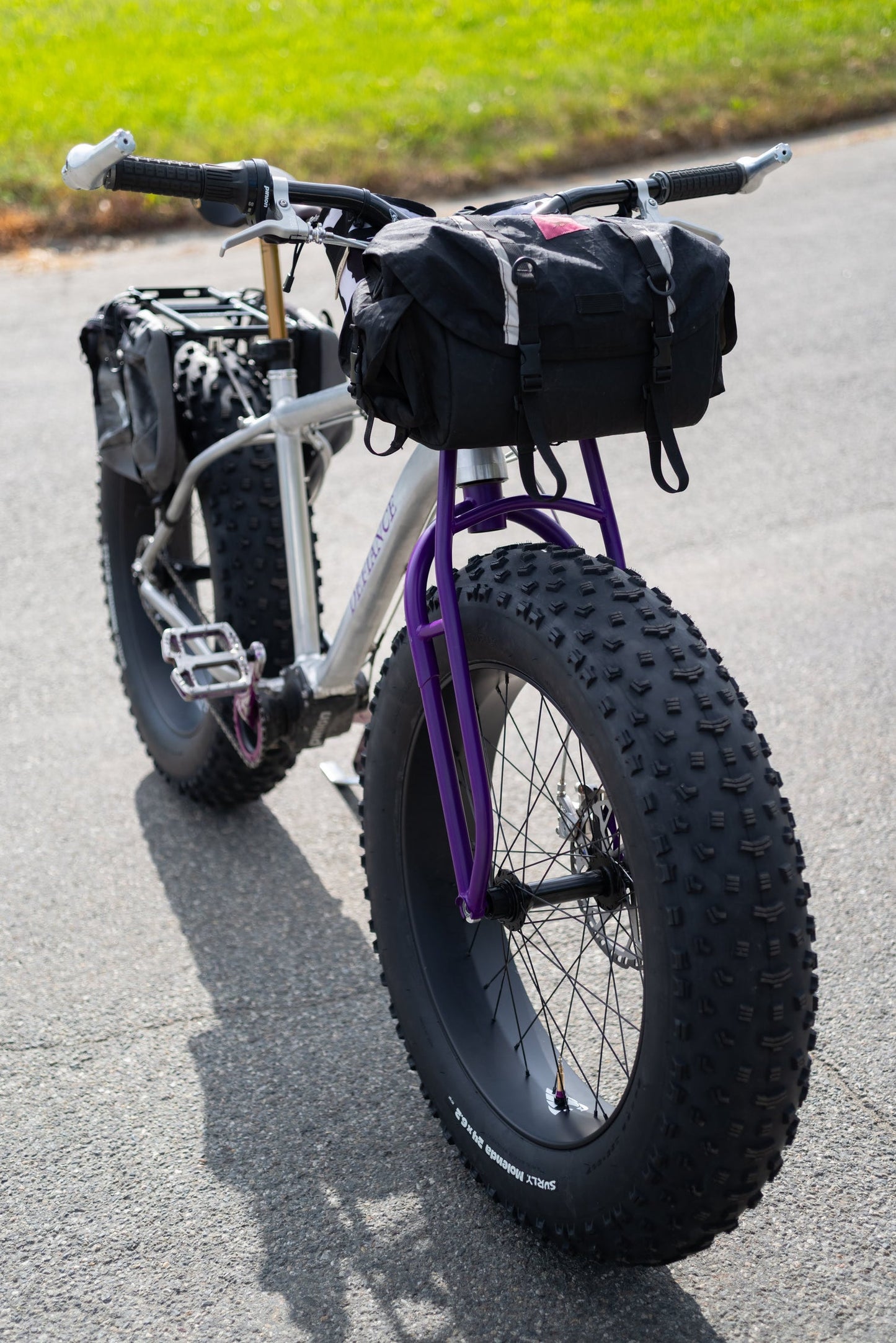 No-Nonsense Carbon Handlebars